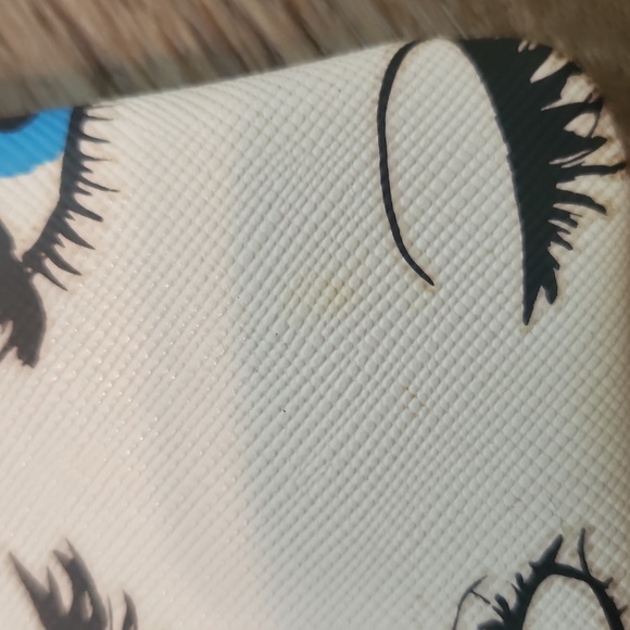 Rodan & Fields Eye Makeup Bag - Picture 4 of 7